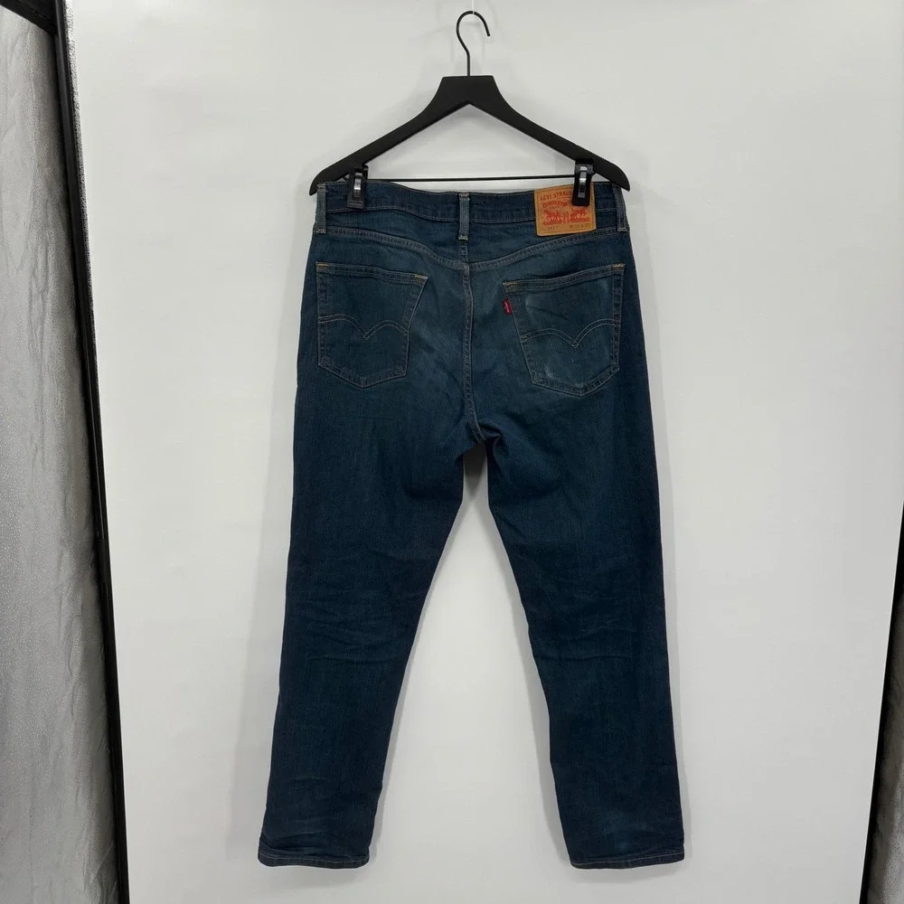 Levis levi 541
